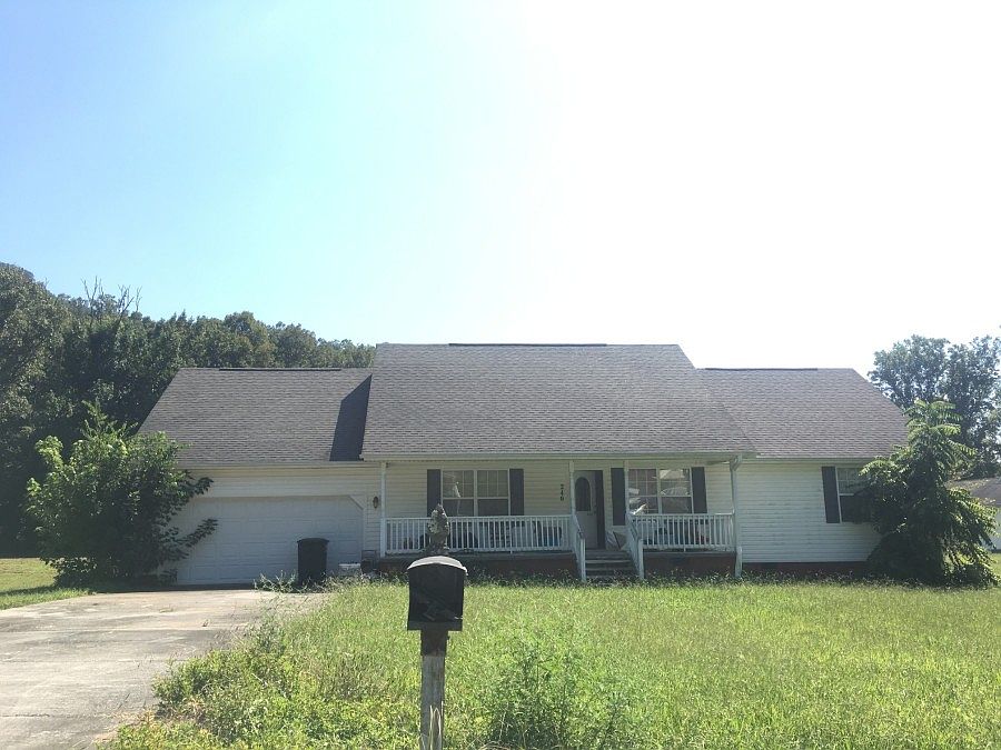 1st image of 240 Pryor Village Dr