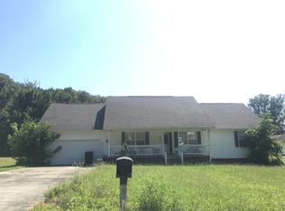 240 Pryor Village Dr, Jasper, TN 37347