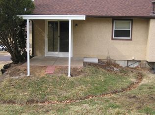 13452 Woodstile Ct, Saint Louis, MO 63128