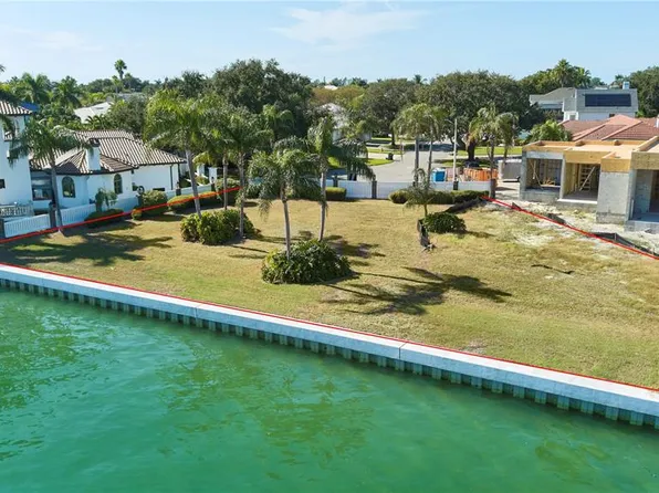 500 Barcelona Dr #6, Saint Petersburg, FL 33715