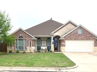 1813 Sandpiper Dr, Weatherford, TX 76088