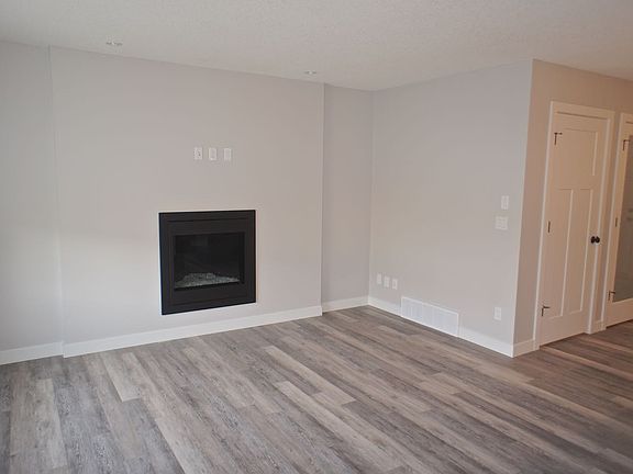 6 164 Radcliffe Wynd_03282018