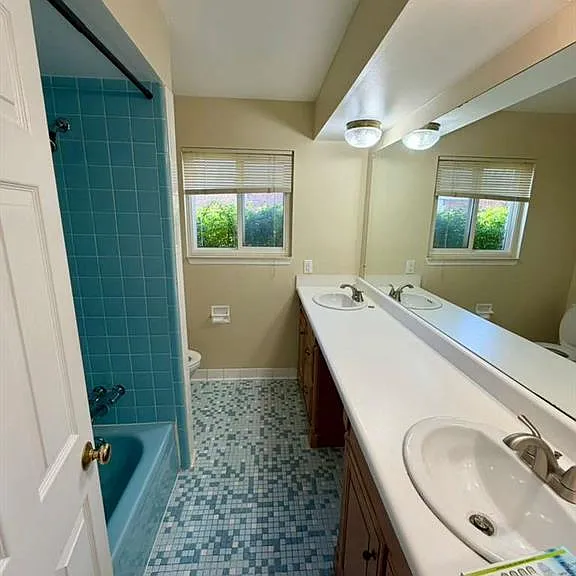 5739 Willow Creek Dr — Photo 20