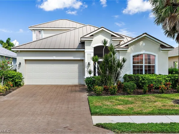2482 Blackburn Cir, Cape Coral, FL 33991