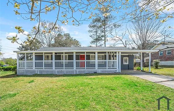 8170 Huntington Dr