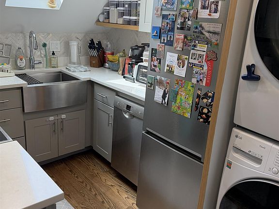 3rd image of 36 Spencer Ave #2