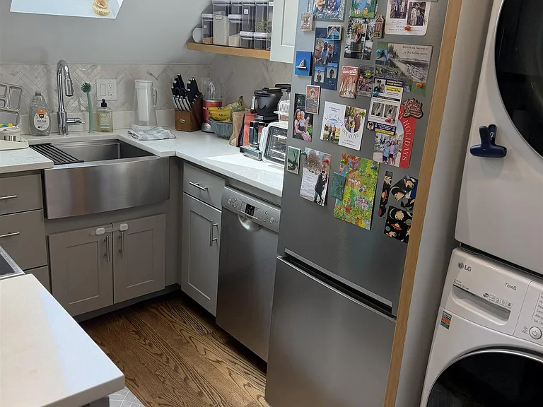 36 Spencer Ave #2 — Photo 3