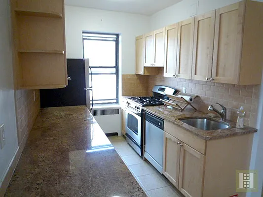 Rented by Halstead Real Estate | media 18