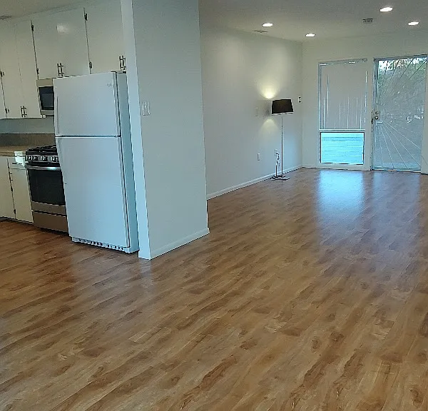 4516 Kickapoo Ct — Photo 5