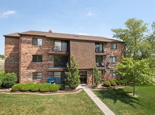 7305 Tiffany Dr APT 2A, Orland Park, IL 60462