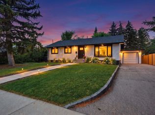 8604 142nd St NW, Edmonton, AB T5R 0M1