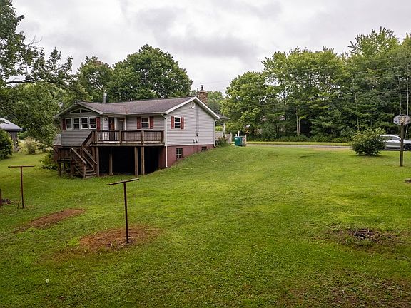 3rd image of 817 Shriver Rd