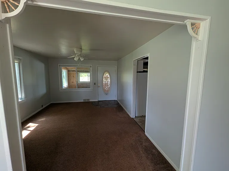 2048 Lakola Rd — Photo 2