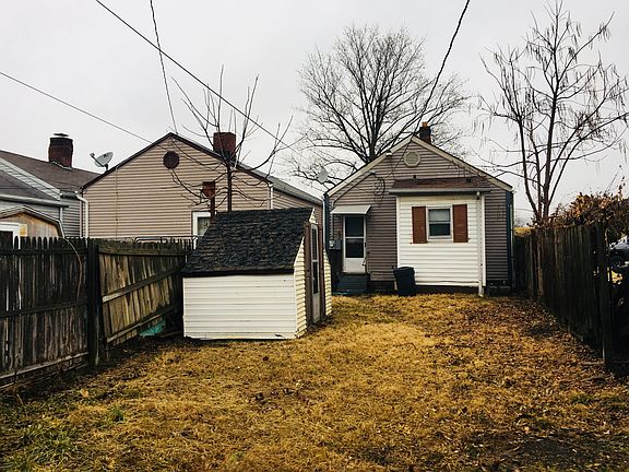 4th image of 1243 John St