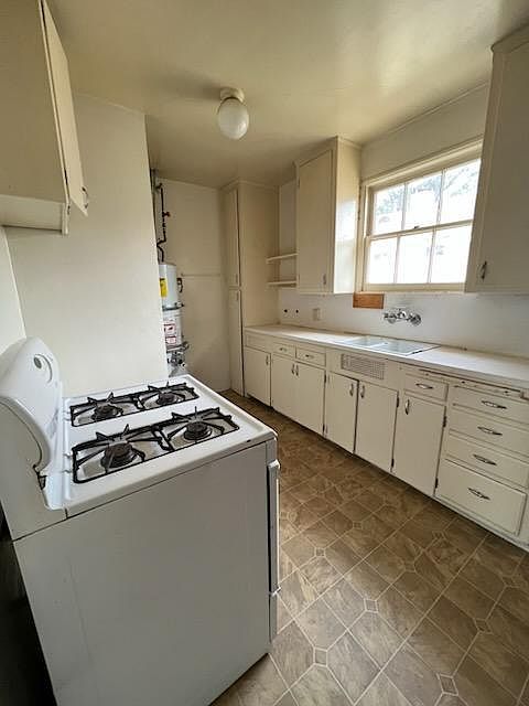 1st image of 8585 Bennett Ave #2