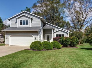 33905 Blue Heron Dr, Solon, OH 44139