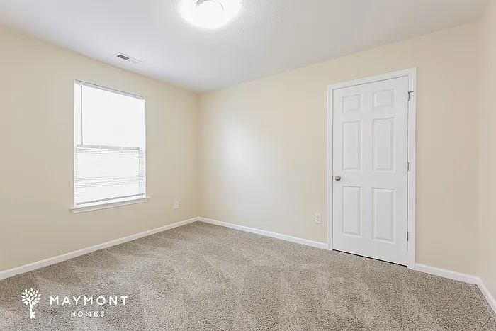 318 Cool Embers Ln — Photo 9