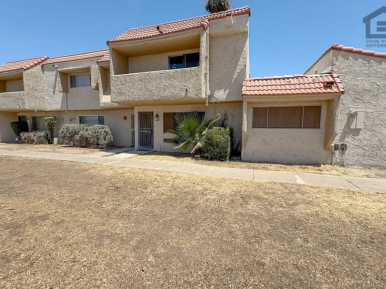 4759 W Marlette Ave — Photo 7