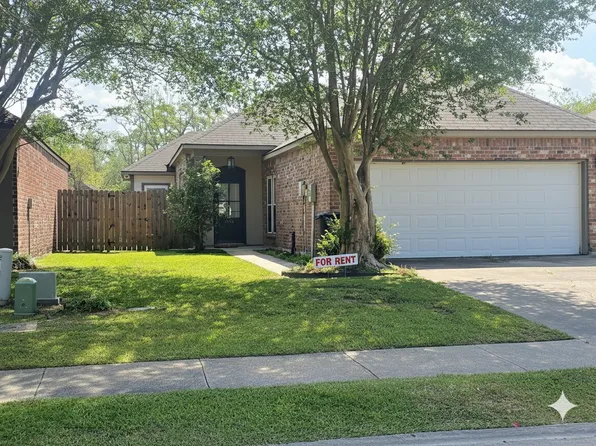 5565 Ducros Dr, Baton Rouge, LA 70820