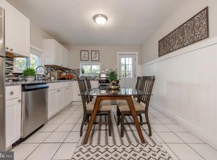 927 Ridgeway St, Gloucester City, NJ 08030