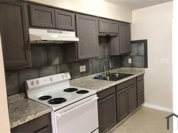 830 E North St, Bartow, FL 33830