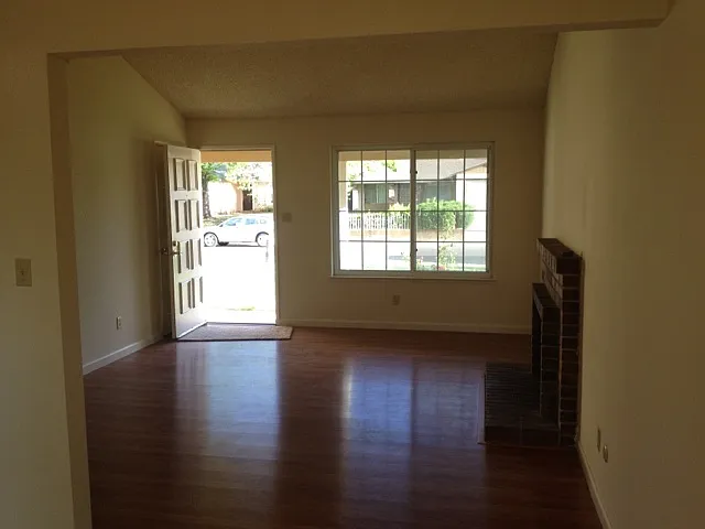 9457 Bravo Way — Photo 3