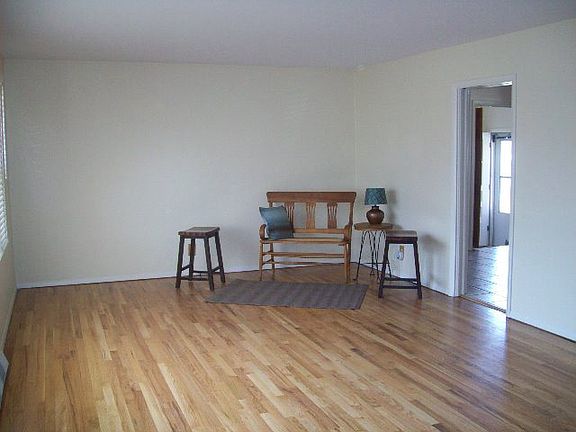 3rd image of 1603 Horseshoe Dr