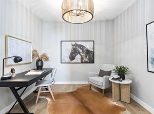 15 N Creekstone Grn SW, Calgary, AB T2X 6H6