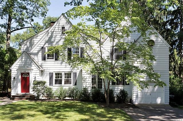 1st image of 227 Farrington Ave