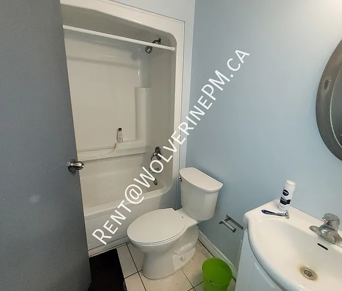 253 Lester St #301 — Photo 12
