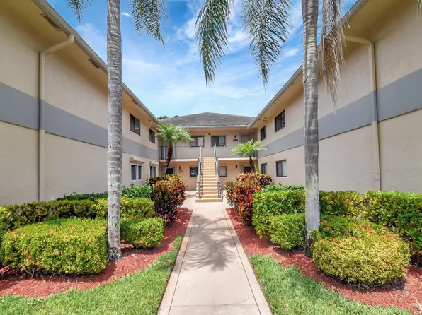 15378 Lakes Of Delray Blvd Boulevard #28, Delray Beach, FL 33484