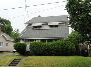 1073 Coventry St, Akron, OH 44306