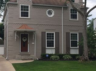 455 Allard Ave, Grosse Pointe Farms, MI 48236