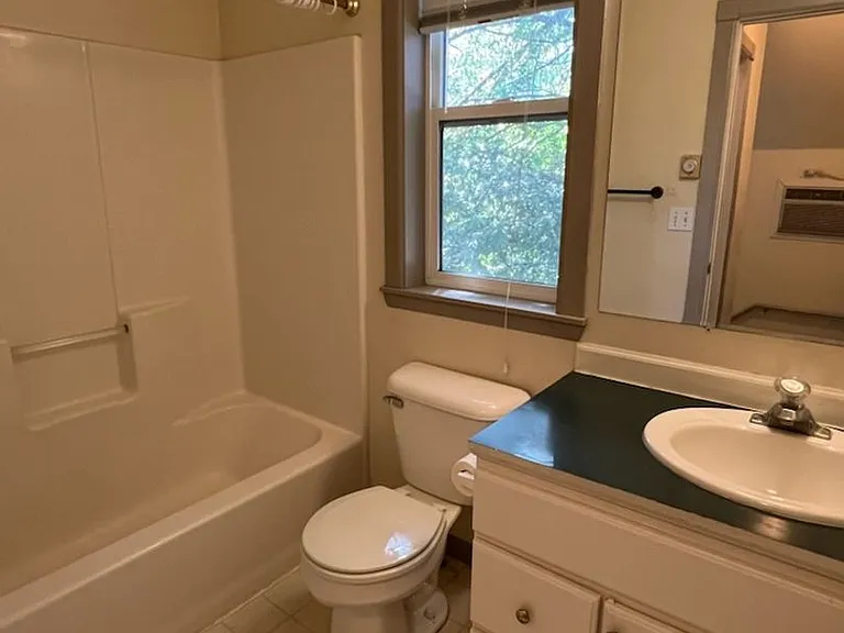 301 Sullivan St — Photo 7