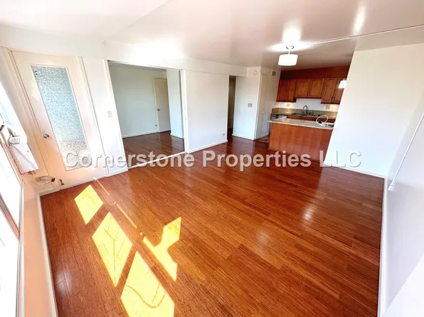 1621 Dole St APT 903, Honolulu, HI 96822