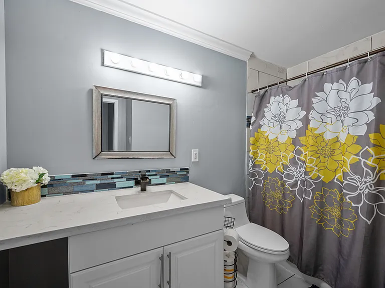3611 Graustark St #7 — Photo 8