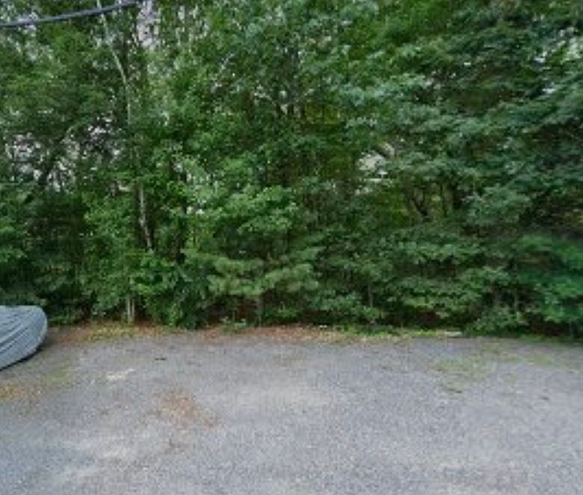 2nd image of 10 Haverhill St