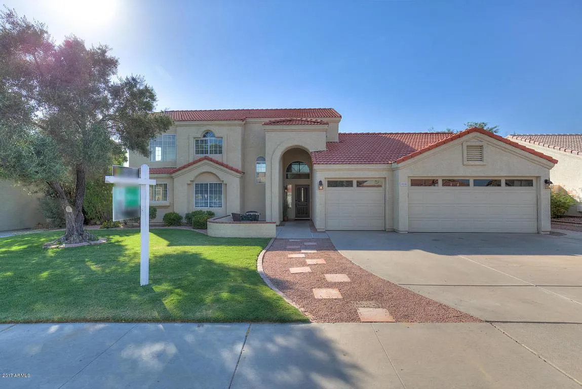 5838 E Inglewood St — Photo 1