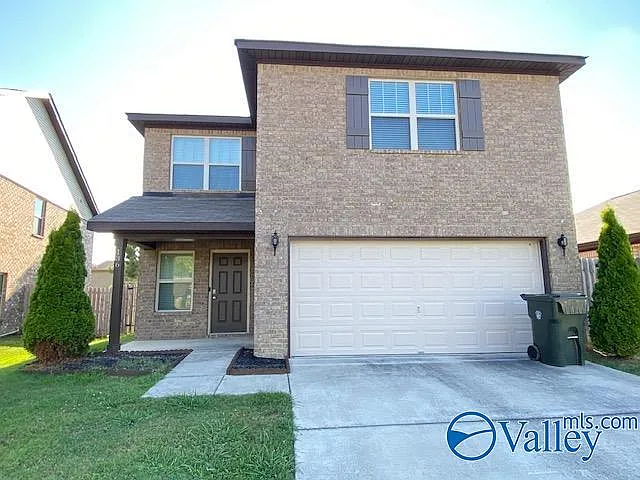3 bed, 2.5 bath, 1980 sqft, $1,550 — Photo 2
