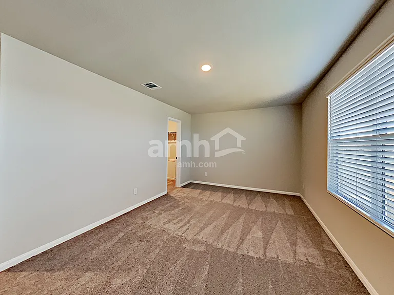 2712 Iberia Ct — Photo 20