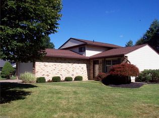 32694 Mills Rd, Avon, OH 44011