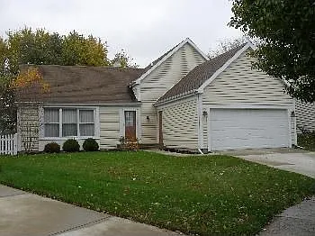 207 Alexandria Dr photo 1