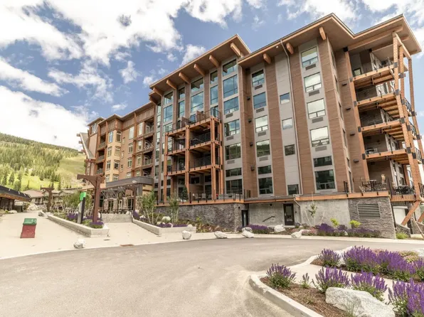 124 Village Ln, Sandpoint, ID 83864