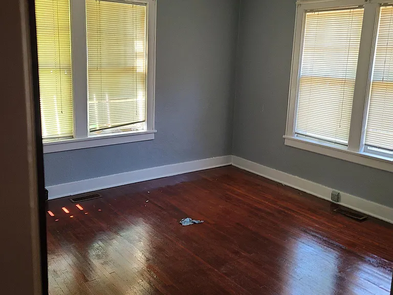 314 Westwood Ave #A — Photo 2