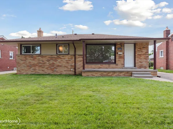 2434 Medford St, Trenton, MI 48183