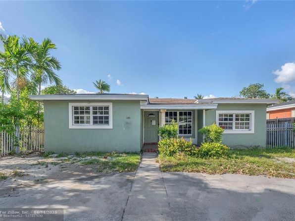 2538 Rodman St, Hollywood, FL 33020