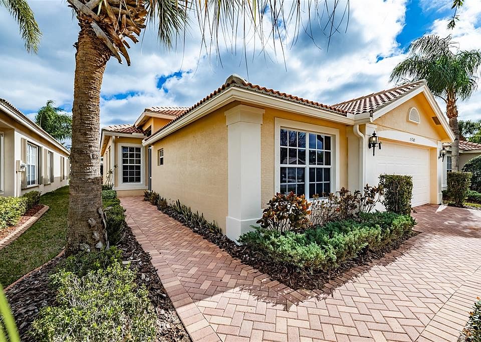 1st image of 15762 Crystal Waters Dr