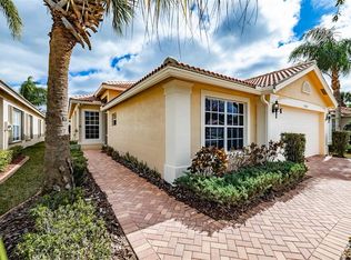 15762 Crystal Waters Dr, Wimauma, FL 33598