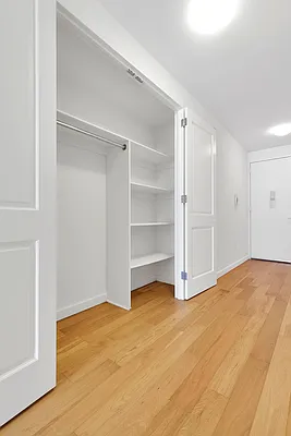 Rented by Cooper & Cooper Real Estate | media 18