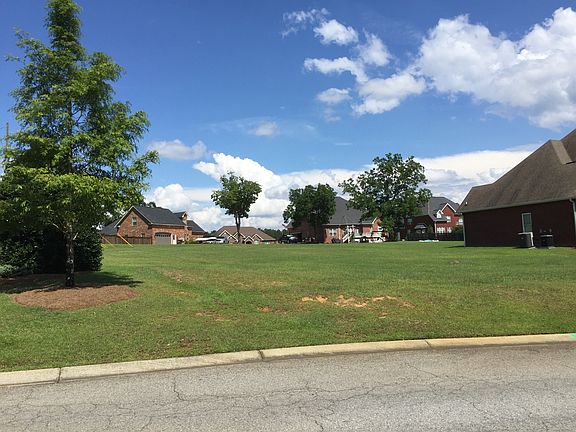 4th image of 152 Wessex Dr